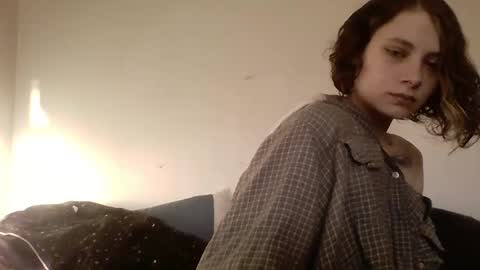 Snapshot of smoothvodka chatting on 12-05-24, 08:55 Bambi--Vodka online show from 12-05-24, 08:55