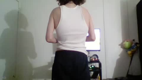 Snapshot of smoothvodka chatting on 12-22-24, 01:34 Bambi--Vodka online show from 12-22-24, 01:34