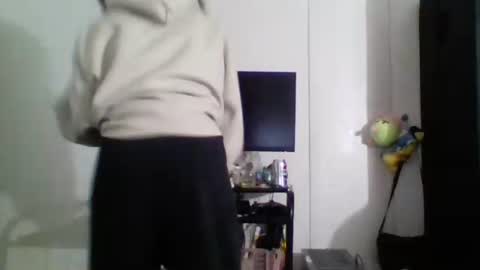 Snapshot of smoothvodka chatting on 12-25-24, 01:53 Bambi--Vodka online show from 12-25-24, 01:53
