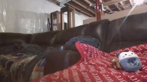 Snapshot of smoothvodka chatting on 02-15-25, 12:04 Bambi--Vodka online show from 02-15-25, 12:04