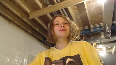 Snapshot of smoothvodka chatting on 03-10-25, 02:39 Bambi--Vodka online show from 03-10-25, 02:39