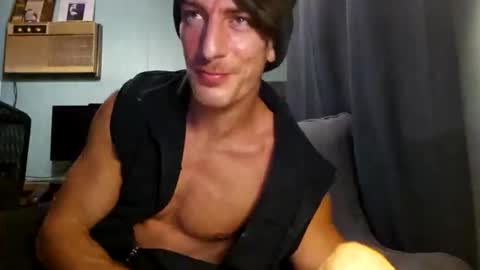 Snackyyyy online show from 02-25-26, 01:26