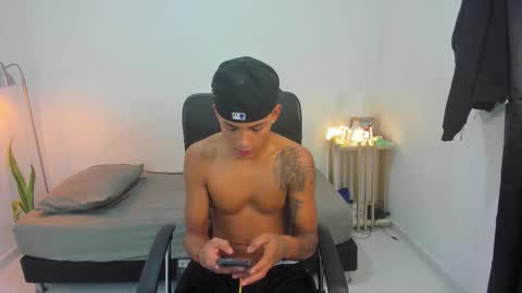 snak_master1 online show from 10-06-25, 12:57