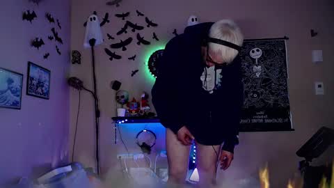 Viiscount  Snarfle Von Snarfenberg online show from 12-02-24, 02:53