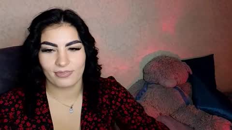 Olivia online show from 10-15-25, 04:18