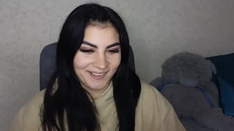 Olivia online show from 10-21-25, 03:57