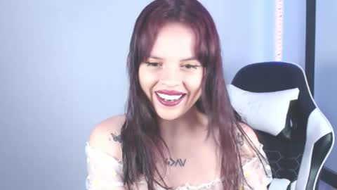 SNOW NALA online show from 10-23-25, 04:56