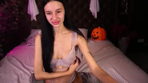 snow_whiteeex online show from 11-01-25, 06:37