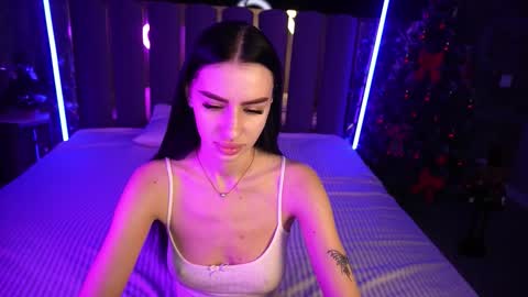 snow_whiteeex online show from 12-23-25, 06:33