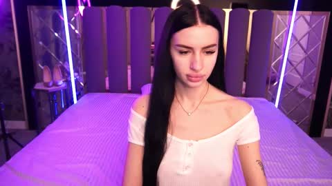 Snapshot of snow_whiteeex chatting on 02-03-26, 06:40 snow_whiteeex online show from 02-03-26, 06:40