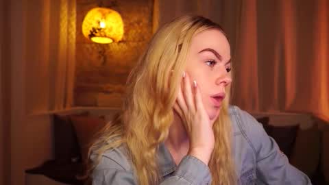 Hanna online show from 11-19-25, 09:31