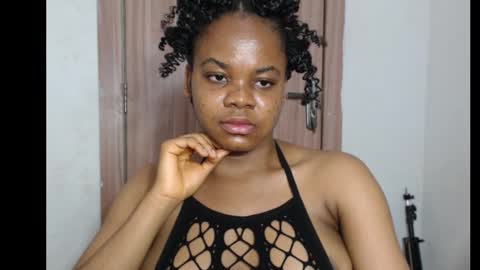 snowdrop5 online show from 10-29-25, 08:21