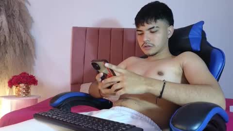 Snow online show from 10-26-25, 05:41