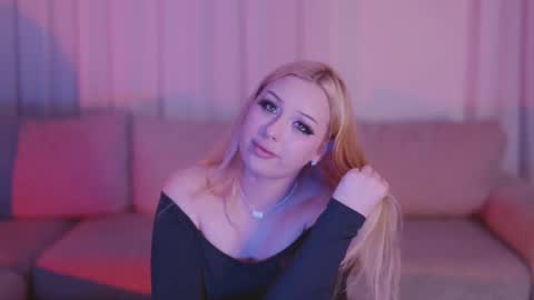 Snowy Bubbles online show from 01-13-26, 01:11