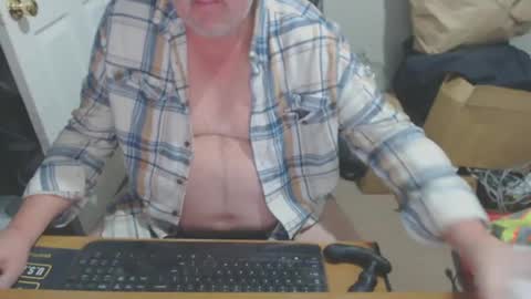 Snapshot of snwplwdrvr chatting on 02-27-25, 01:59 snwplwdrvr online show from 02-27-25, 01:59