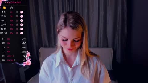 Snapshot of so__sweet chatting on 02-16-25, 06:54 Alice - Birthday Girl online show from 02-16-25, 06:54
