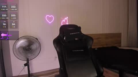 Snapshot of so_yeun chatting on 02-12-26, 03:12 Soyeun online show from 02-12-26, 03:12