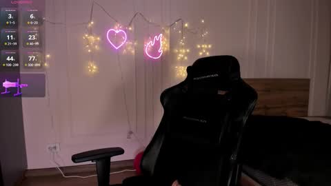 Snapshot of so_yeun chatting on 02-15-26, 03:14 Soyeun online show from 02-15-26, 03:14