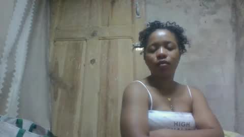 Snapshot of soamanaperina chatting on 10-14-25, 07:09 soamanaperina online show from 10-14-25, 07:09