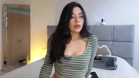 Snapshot of soffimoon_ chatting on 02-23-26, 09:34 IG Soffimoon I THANK YOU FOR LEAVING YOUR FOLLOW online show from 02-23-26, 09:34