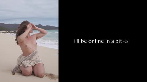 Julia    online show from 10-07-25, 05:43