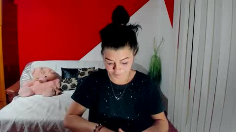 Soffy online show from 09-26-25, 03:32