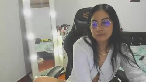 Evainked online show from 12-22-24, 02:39