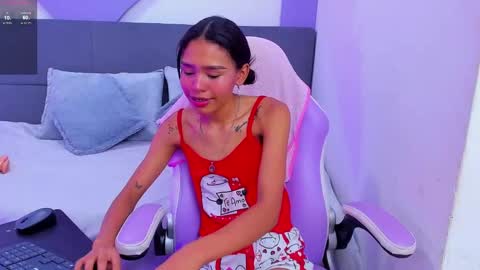 Snapshot of sofi_little2 chatting on 09-21-25, 06:31 Sofia online show from 09-21-25, 06:31