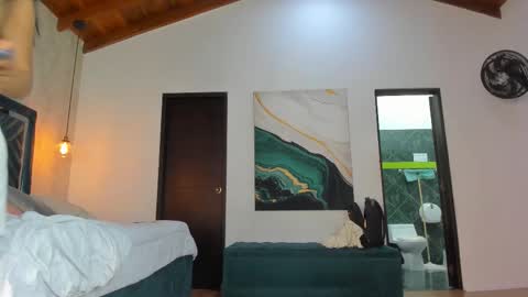 Snapshot of sofi_moreno chatting on 10-13-25, 11:21 Sofi online show from 10-13-25, 11:21