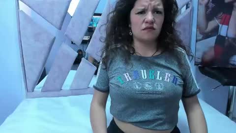 Sofi Noa online show from 01-19-25, 03:18