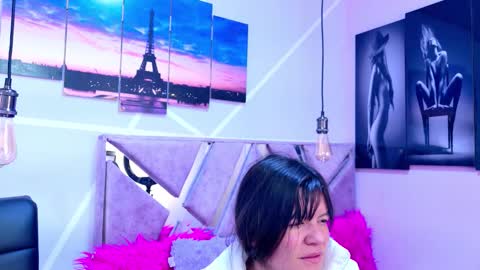 Sofi Noa online show from 10-20-25, 11:21