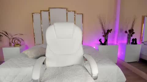 Snapshot of sofi_rayo chatting on 09-30-25, 04:39 sofi_rayo online show from 09-30-25, 04:39
