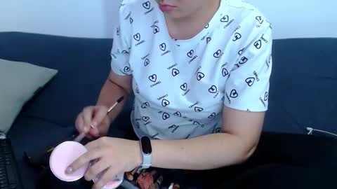 Snapshot of sofi_rojas1 chatting on 10-29-25, 12:46 sofi rojas online show from 10-29-25, 12:46