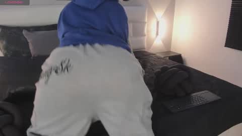 sofi_sp online show from 11-03-25, 11:33