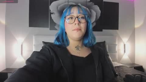 Snapshot of sofi_sp chatting on 11-26-25, 11:33 sofi_sp online show from 11-26-25, 11:33