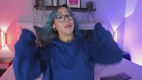 Snapshot of sofi_sp chatting on 01-19-26, 11:36 sofi_sp online show from 01-19-26, 11:36