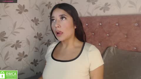 Snapshot of sofi_sweet09 chatting on 01-17-25, 07:38 Susy online show from 01-17-25, 07:38