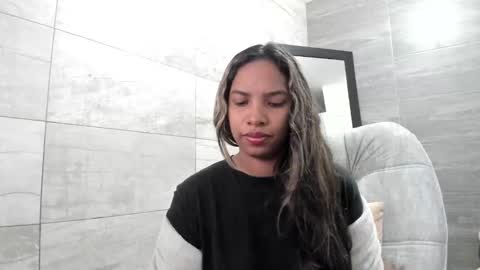 sofia86379 online show from 12-14-24, 01:49