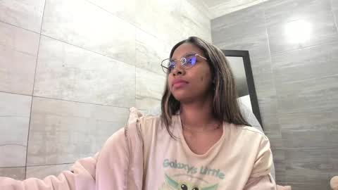 sofia86379 online show from 12-21-24, 12:53
