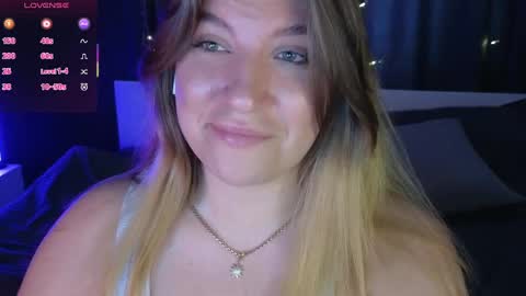 Snapshot of sofia__fairy chatting on 03-06-25, 11:25 Sofia Lush is active PVT is open Welcome to the world of pleasure online show from 03-06-25, 11:25