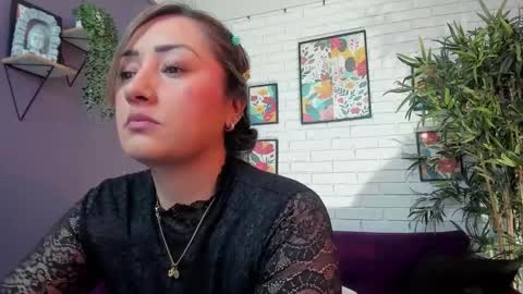 Snapshot of sofia__stk chatting on 11-15-25, 03:37 sofi online show from 11-15-25, 03:37