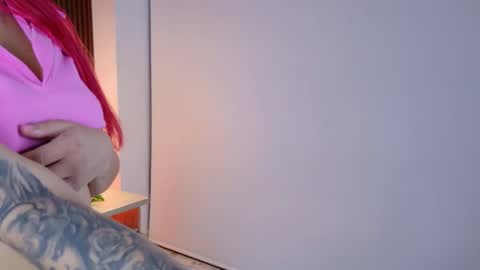 Sofia Arteaga online show from 11-08-25, 12:11