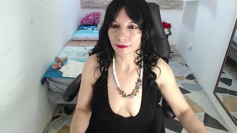 Sofia  online show from 10-04-25, 03:26