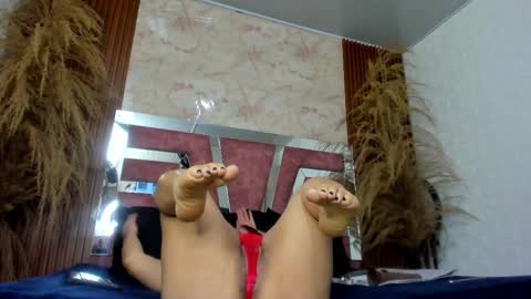 sofia gutierrez   online show from 02-10-25, 05:14