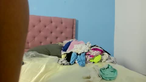 Snapshot of sofia_hot80 chatting on 12-10-24, 11:32 sofia_hot80 online show from 12-10-24, 11:32