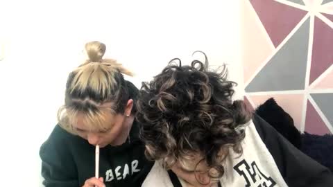 Sofia Jimenez online show from 10-31-25, 07:37