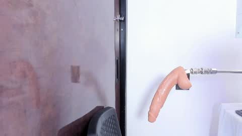 Snapshot of sofia_shadow chatting on 02-06-25, 04:10 Sofia online show from 02-06-25, 04:10