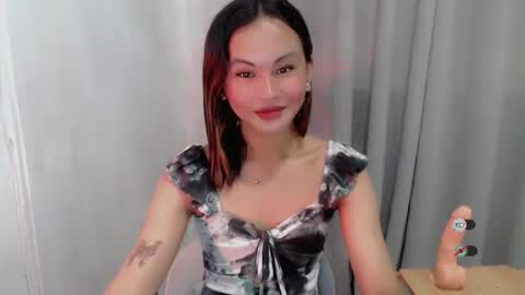 sofia_sweetheart18 online show from 12-02-25, 12:38