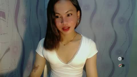 sofia_sweetheart18 online show from 12-23-25, 10:35