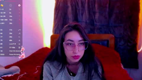 Snapshot of sofia_vanner chatting on 01-12-25, 01:32 SOFIA online show from 01-12-25, 01:32